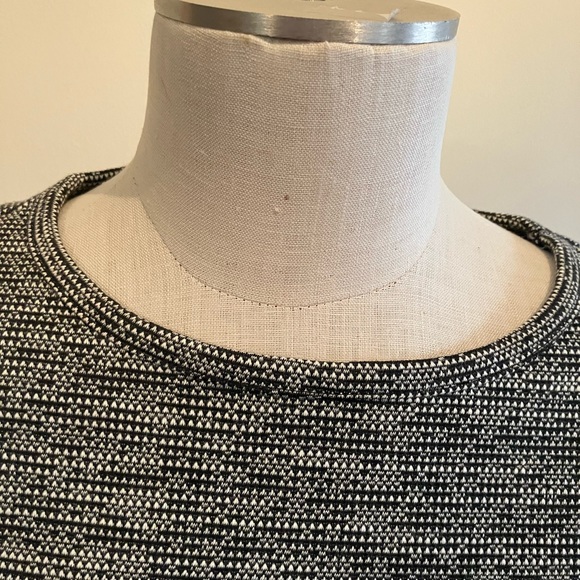 Ladies SZ M Tahari knit shift dress COMFY - Picture 6 of 10